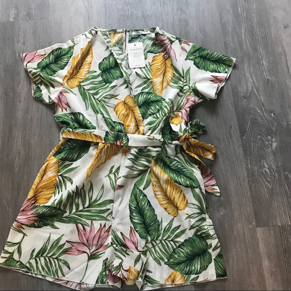 NWT REORIA Women Romper Medium Yellow Green